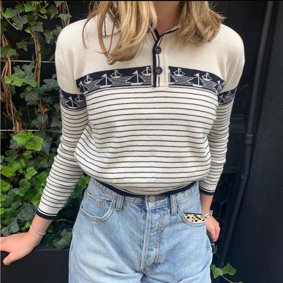 Brandy Melville Sweaters - Brandy Melville Alisha Sail Boat Sweater